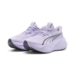Damskie buty do biegania MagMax NITRO™ 2 PUMA. Czerwone obuwie sportowe damskie Puma, bez wzorów, z materiału, do biegania. Za 829.00 zł.