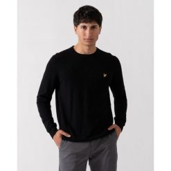 Sweter z okrągłym dekoltem z bawełny merino Lyle & Scott. Czarne swetry przez głowę męskie LYLE AND SCOTT, m, bez wzorów, z bawełny, bez kołnierzyka. Za 293.35 zł.