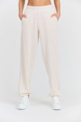 JUICY COUTURE Damskie beżowe spodnie dresowe Davidson Gold. Brązowe spodnie dresowe damskie Juicy Couture, xs, bez wzorów, z bawełny. W wyprzedaży za 259.99 zł.