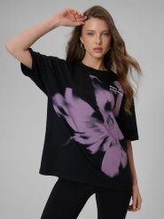 4F T-shirt loose z nadrukiem damski - czarny XL. Czarne t-shirty damskie 4f, xl, bez wzorów, z dzianiny, eleganckie, bez kołnierzyka. Za 69.99 zł.