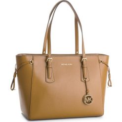 Torebka MICHAEL MICHAEL KORS - Voyager 30H7GV6T8L Acorn. Torebki do ręki damskie marki MICHAEL Michael Kors. W wyprzedaży za 989.00 zł.