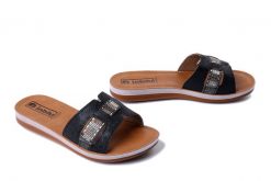 INBLU ZO-08 014 czarny, klapki damskie. Czarne klapki damskie Inblu, bez wzorów, bez obcasa. Za 59.99 zł.