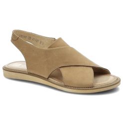 Brązowe Sandały Nessi Wygodne Skórzane Buty. Brązowe klapki damskie Nessi, bez wzorów, bez obcasa, na platformie. Za 319.00 zł.