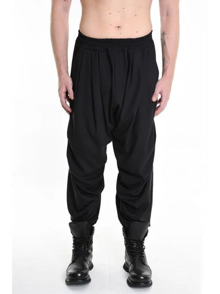 La Haine Inside Us Spodnie | 3R M1137 | Mężczyzna | Czarny. Czarne spodnie materiałowe męskie La Haine Inside Us, l, bez wzorów, z elastanu. W wyprzedaży za 649.00 zł.