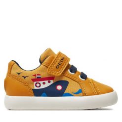 Sneakersy Geox. Żółte trampki i tenisówki chłopięce Geox, bez wzorów, bez zapięcia. Za 369.99 zł.
