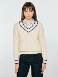 Sweter damski bawełniany z dekoltem v-neck kremowy calia 103. Białe swetry damskie Big Star, l, bez wzorów, z bawełny, bez kołnierzyka, bez ramiączek, bez kaptura. Za 199.99 zł.