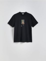 T-shirt regular z nadrukiem - czarny. Czarne t-shirty męskie Reserved, l, bez wzorów, z bawełny, bez kołnierzyka. Za 69.99 zł.