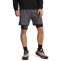 SPODENKI WOVEN VANISH CASTLEROCK MĘSKIE. Szare krótkie spodenki sportowe męskie Under Armour, m, bez wzorów, z materiału, na fitness i siłownię. Za 194.15 zł.