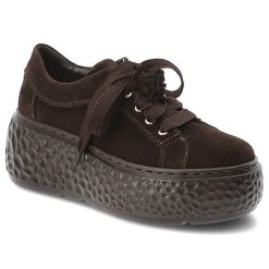 Sneakersy damskie Armodo na grubej platformie z ozdobnymi szerokimi sznurówkami czekoladowe, 8701A W.C.Czekolada. Brązowe półbuty damskie Armodo, bez wzorów, z jeansu, eleganckie, bez obcasa, na platformie, bez zapięcia. Za 559.00 zł.