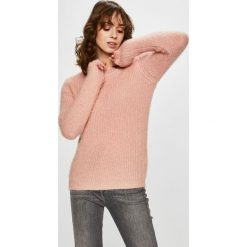 Vero Moda - Sweter. Czerwone swetry damskie Vero Moda, l, bez wzorów, z dzianiny, bez kołnierzyka, bez ramiączek, bez kaptura. W wyprzedaży za 69.90 zł.
