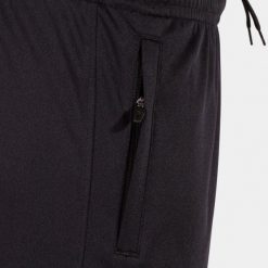 Szorty Joma Championship VII. Czarne krótkie spodenki sportowe męskie Joma, bez wzorów, do piłki nożnej. Za 76.58 zł.