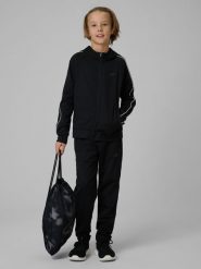 4F Spodnie sportowe szybkoschnące chłopięce - czarne 122/128 (6-8 lat). Czarne spodnie sportowe dla chłopców 4f, bez wzorów, sportowe, na fitness i siłownię. Za 129.99 zł.