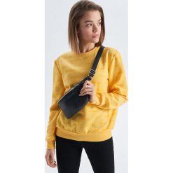 Bluza - Żółty. Bluzy damskie Cropp. W wyprzedaży za 19.99 zł.
