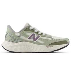 Buty damskie New Balance Fresh Foam Arishi v4 WARISTD4 – zielone. Zielone obuwie sportowe damskie New Balance, bez wzorów, z materiału, do biegania. Za 299.99 zł.