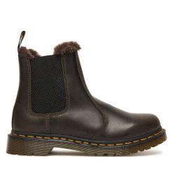 Sztyblety Dr. Martens. Czarne botki damskie Dr. Martens, bez obcasa, na płaskiej podeszwie, bez zapięcia. Za 989.99 zł.