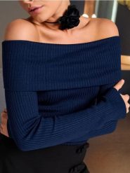 Sweter - granatowy. Niebieskie swetry damskie Sinsay, l, bez wzorów, bez kołnierzyka, bez ramiączek, bez kaptura. W wyprzedaży za 17.99 zł.