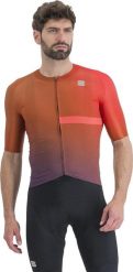 Koszulka rowerowa męska Sportful Bomber. Brązowe koszulki sportowe męskie SPORTFUL, na lato, m, bez wzorów, z elastanu, bez kołnierzyka, bez ramiączek, rowerowe. Za 249.99 zł.