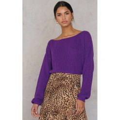 Josefin Ekström for NA-KD Krótki sweter z dzianiny - Purple. Fioletowe swetry damskie Josefin Ekström for NA-KD, z bawełny. Za 161.95 zł.