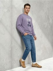 Bluza crewneck z nadrukiem comfort - fioletowy. Fioletowe bluzy męskie Sinsay, l, bez wzorów, bez kaptura. Za 39.99 zł.