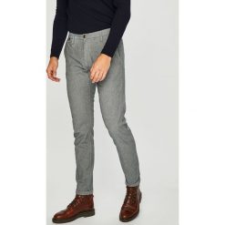 Pepe Jeans - Spodnie James. Spodnie materiałowe męskie marki Pepe Jeans. W wyprzedaży za 249.90 zł.