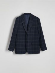 Marynarka regular z dodatkiem wiskozy - granatowy. Niebieskie marynarki męskie Reserved, bez wzorów, z tkaniny. W wyprzedaży za 179.99 zł.