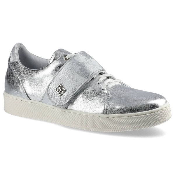 Srebrne Sneakersy Simen Damskie Modne Półbuty. Szare półbuty damskie Simen, bez wzorów, z gumy, bez obcasa, bez zapięcia. Za 209.00 zł.