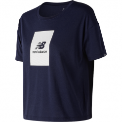 New Balance WT83551PGM. T-shirty damskie marki New Balance. W wyprzedaży za 79.99 zł.