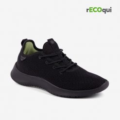 Damskie tenisówki Coqui. Czarne trampki i tenisówki damskie Coqui, bez wzorów, z materiału, klasyczne, przed kostkę, bez zapięcia. Za 230.99 zł.