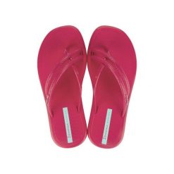 Japonki damskie Ipanema Meu Sol Thon. Czerwone klapki damskie Ipanema, bez wzorów, z materiału, bez obcasa. Za 62.99 zł.