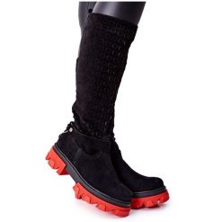Lewski Shoes Damskie Skórzane Kozaki Lewski Czarne Zamszowe 2866. Czarne kozaki damskie z zamszu, bez obcasa. Za 565.11 zł.