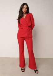 Czerwony Komplet Garniturowy Marynarka z Wiązanym Paskiem i Spodnie Falloria. Czerwone spodnie materiałowe damskie Born2be, m, bez wzorów. Za 219.99 zł.