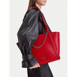 Torebka Nine West. Czerwone torebki do ręki damskie Nine West, bez wzorów, bez dodatków. Za 229.99 zł.