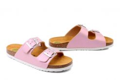 DR. BRINKMANN 500059-42 rosa, klapki damskie. Czerwone klapki damskie Dr. Brinkmann, bez wzorów, bez obcasa. Za 157.17 zł.