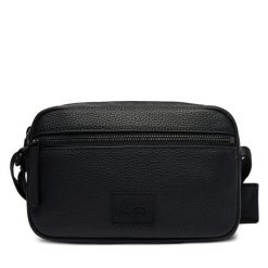 Saszetka HUGO. Czarne saszetki męskie Hugo, młodzieżowe, małe. Za 599.99 zł.