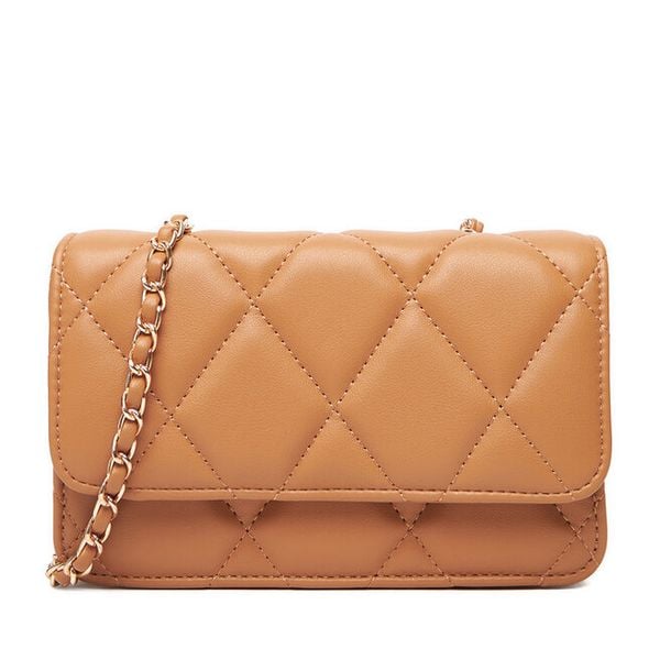 Torebka JENNY. Brązowe torebki do ręki damskie Jenny, bez wzorów, wizytowe, bez dodatków. Za 119.99 zł.