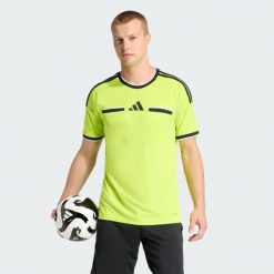 KOSZULKA REFEREE 26. Czarne koszulki sportowe męskie Adidas, s, bez wzorów, z materiału, bez kołnierzyka, bez ramiączek, do piłki nożnej, climacool (adidas). Za 219.00 zł.