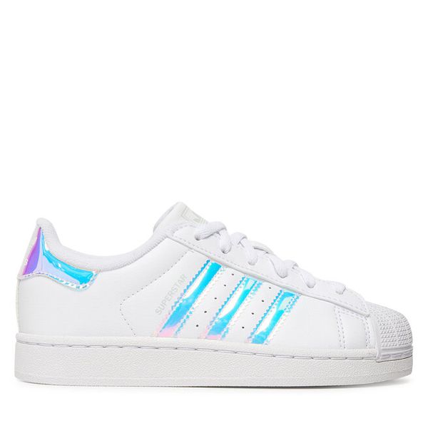 Sneakersy adidas. Białe trampki i tenisówki chłopięce Adidas, bez wzorów, bez zapięcia. Za 219.99 zł.