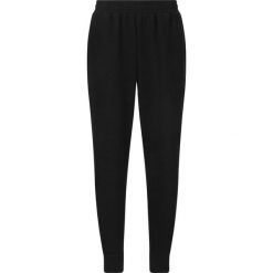 Damskie spodnie dresowe Athlecia Hecey. Czarne obuwie sportowe damskie Athlecia, bez wzorów, z dresówki. Za 195.00 zł.