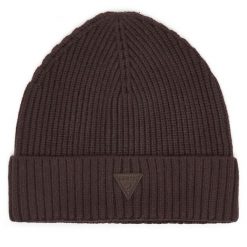 Czapka Guess. Brązowe czapki i kapelusze damskie Guess, na zimę, z aplikacjami. Za 154.99 zł.