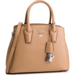 Torebka DKNY - Ink-Sm Backpack-Smoo R84DA847 Latte LAT. Torebki do ręki damskie marki DKNY. Za 1,069.00 zł.