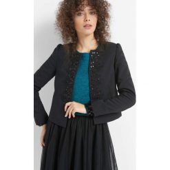 Pudełkowy żakiet z haftem. Czarne żakiety damskie Orsay, z haftami, z bawełny. Za 179.99 zł.