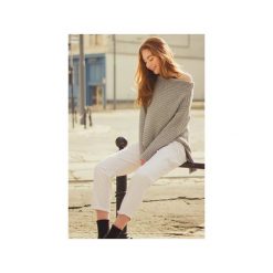 Sweter WZLOT. Swetry damskie marki Magda hasiak. Za 320.00 zł.