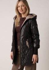 Czarna Pikowana Kurtka Przejściowa z Kapturem i Bocznymi Suwakami Mado. Czarne kurtki damskie Born2be, l, bez wzorów, z jeansu, z kapturem. Za 159.99 zł.