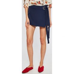 Answear - Szorty Stripes Vibes. Szorty damskie ANSWEAR. W wyprzedaży za 69.90 zł.