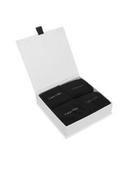 Calvin Klein Skarpety długie 701235979 Czarny. Czarne skarpety męskie Calvin Klein, bez wzorów, z bawełny. Za 129.99 zł.