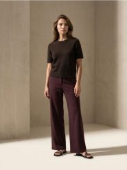 Bluzka swetrowa z domieszką wełny - dark grey jeans. Szare bluzki damskie Sinsay, l, bez wzorów, z jeansu, bez kołnierzyka, bez ramiączek. Za 29.99 zł.