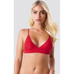Hot Anatomy Trójkątna góra bikini Flirty - Red. Czerwone bikini damskie marki Hot Anatomy. Za 96.95 zł.