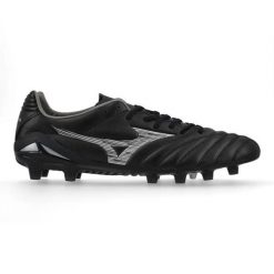 Buty piłkarskie Mizuno Monarcida Neo Pro MD. Czarne buty sportowe męskie Mizuno, ze skóry, bez zapięcia, do piłki nożnej. Za 319.99 zł.