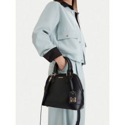 Torebka MEXX. Czarne torebki do ręki damskie Mexx, bez wzorów, bez dodatków. Za 259.99 zł.