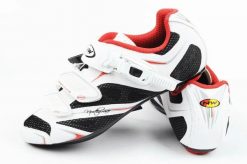 Buty sportowe Northwave Starlight SRS. Czarne obuwie sportowe damskie Northwave, bez wzorów, z nylonu. Za 129.00 zł.
